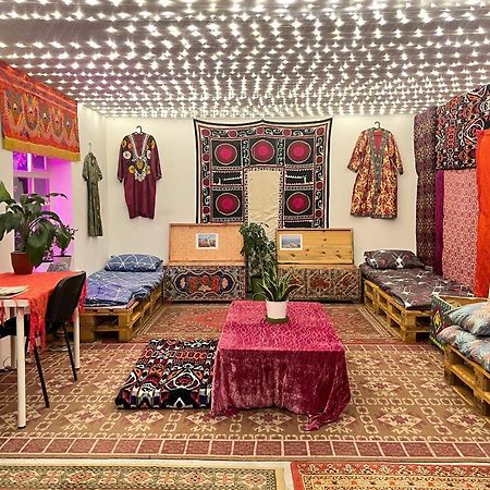 Kuduk Cultural Residence Bishkek Esterno foto