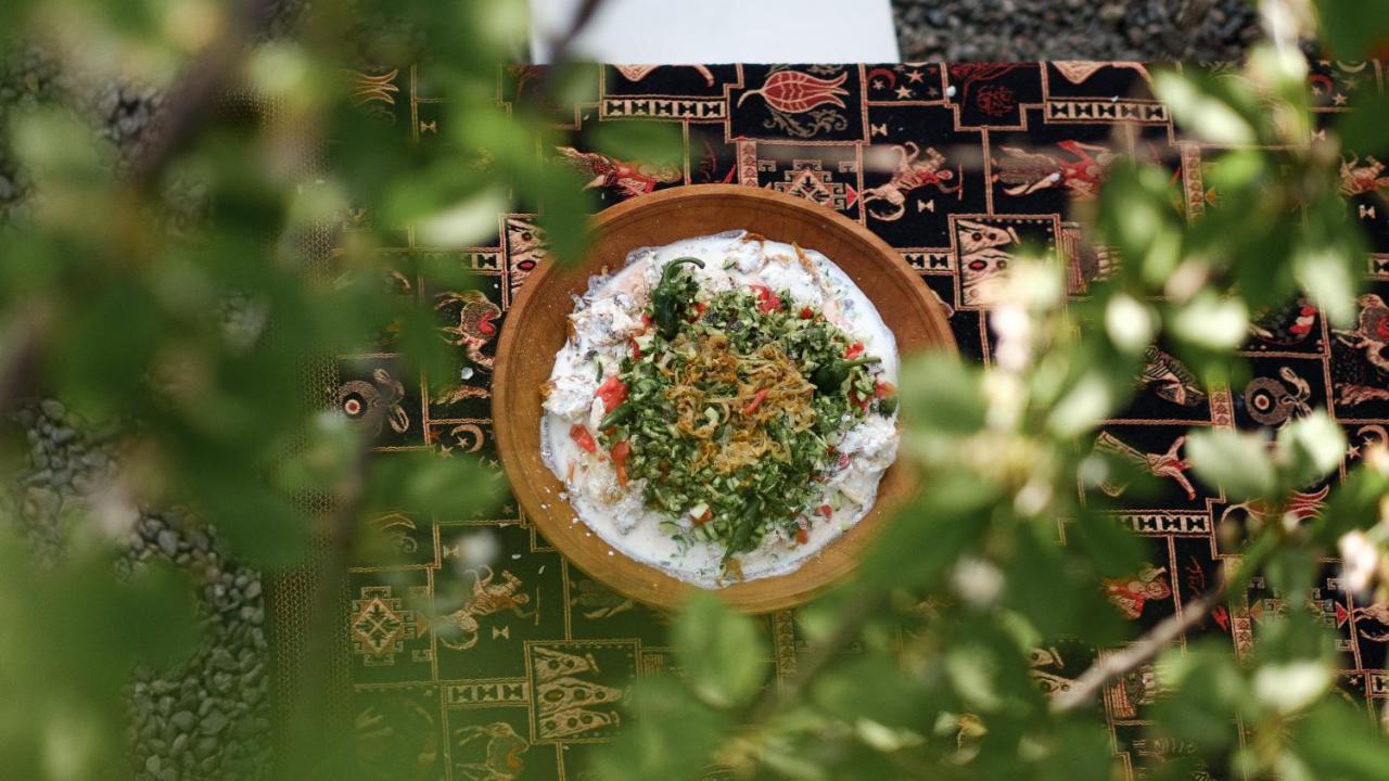 Kuduk Cultural Residence Bishkek Esterno foto