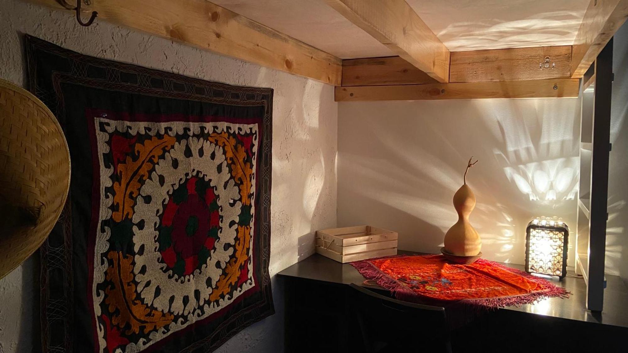 Kuduk Cultural Residence Bishkek Esterno foto