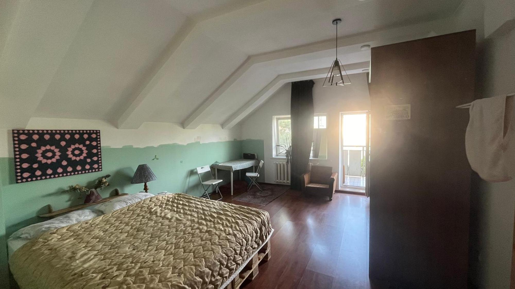 Kuduk Cultural Residence Bishkek Esterno foto
